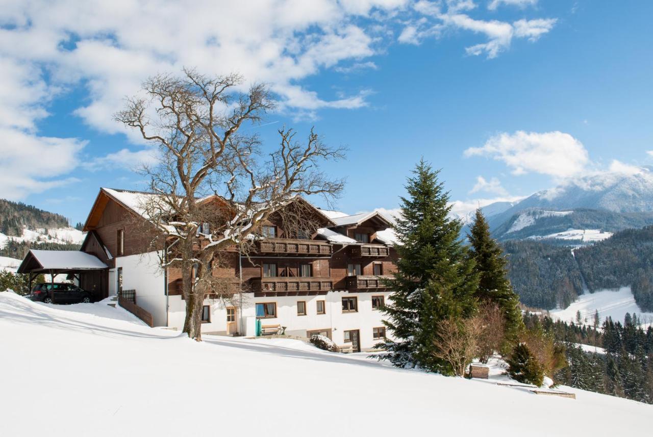 Sonnfeld Hotel 3*